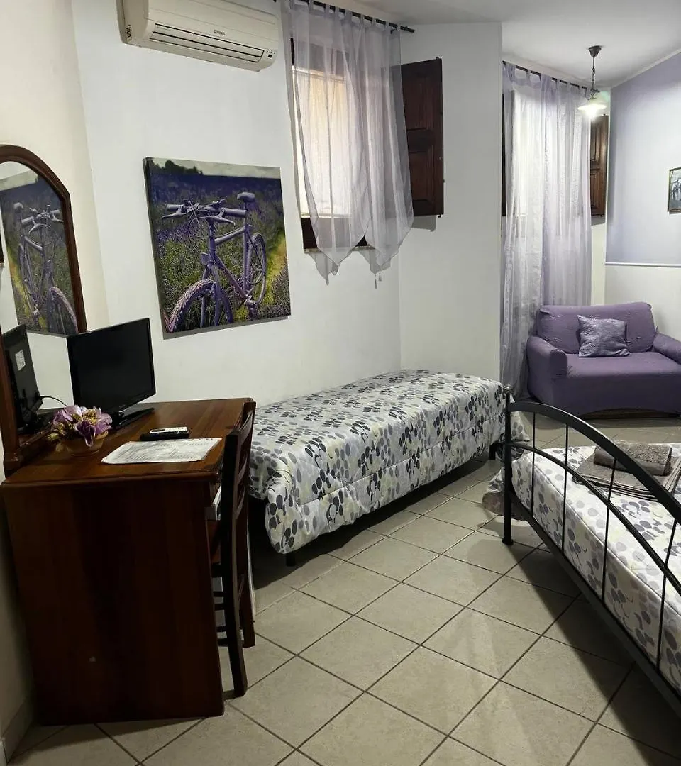 B&B Gi-Rosa קלטג'ירונה לינה וארוחת בוקר