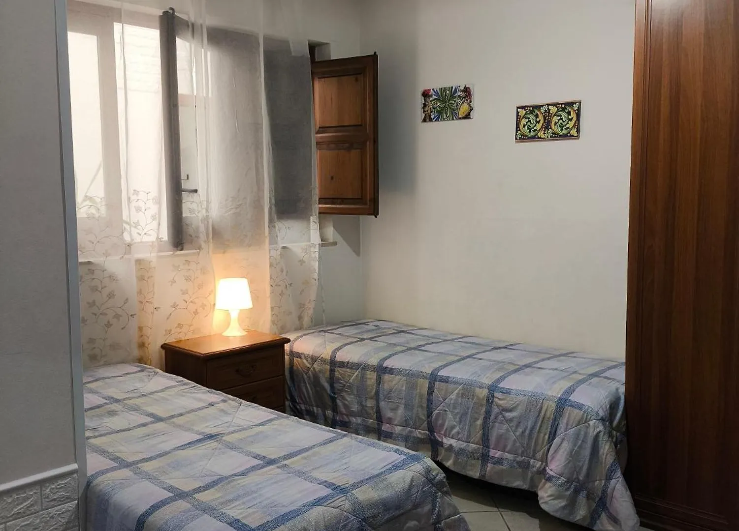 B&B Gi-Rosa קלטג'ירונה לינה וארוחת בוקר